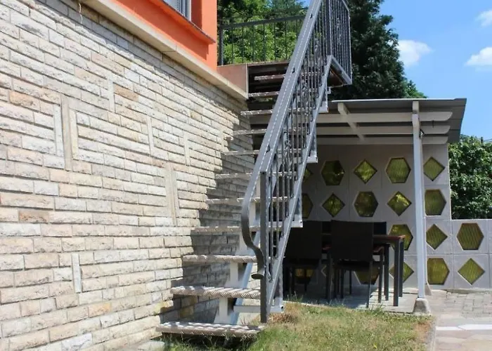 Schoenblick Am Elberadweg In By Interhome Casa vacanze Pirna